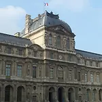 D : Louvre Elegant