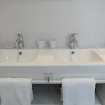 B&B D : Louvre Elegant 4*