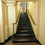 B&B D : Louvre Elegant 4*