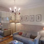 B&B D : Louvre Elegant 파리