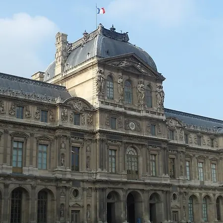 Chambre D Hote : Louvre Elegant Apt Suite