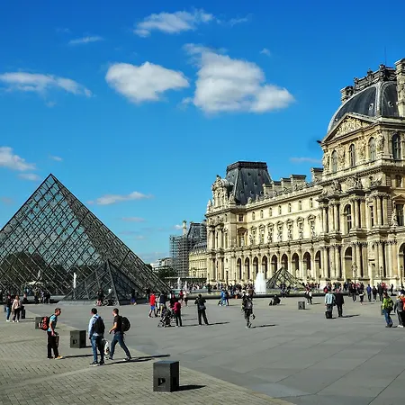 Chambre D Hote : Louvre Elegant Apt Suite Paris