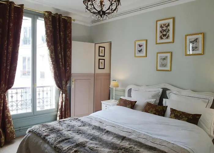 Bed & Breakfast D : Louvre Elegant Paris